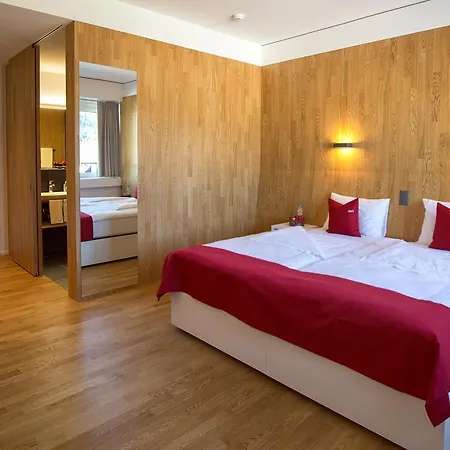 Hotel Restaurant Rhy 3*