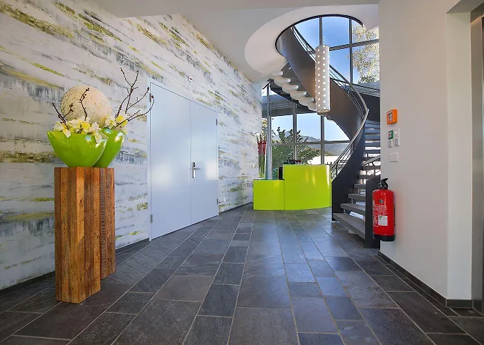 Hotel Restaurant Rhy