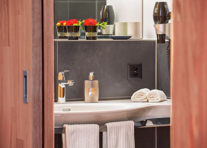 Restaurant Rhy Hotel 3*